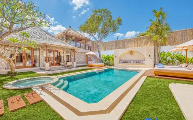 Villa Miami - Spacious Luxury 7BDR, Prime Location – Pool – Kuta