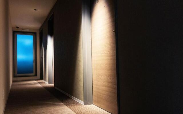 Nipponbashi Crystal Hotel 2