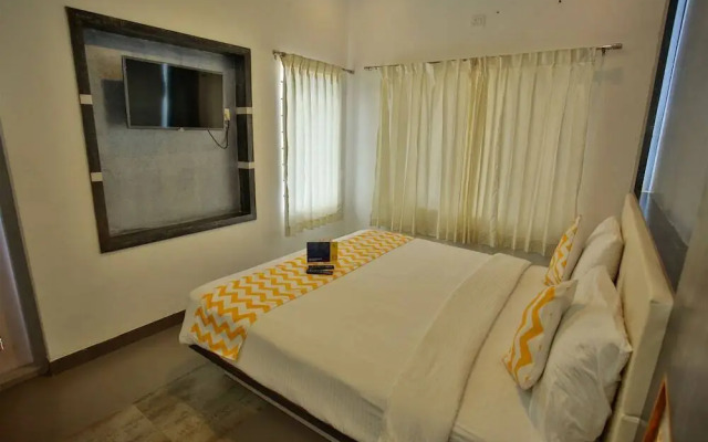 FabHotel SRJs Thaneesh Southwick