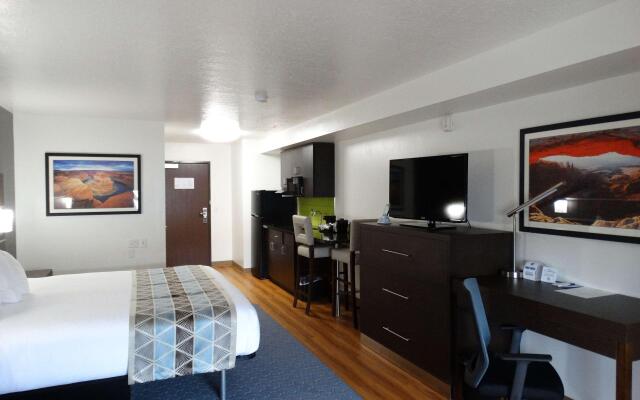 Best Western Plus Jonesboro Inn and Suites