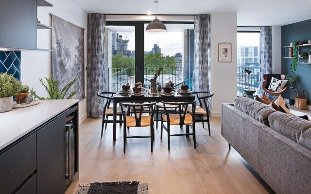 Design Brand new 3 Bedroom Apartment in Shoreditch