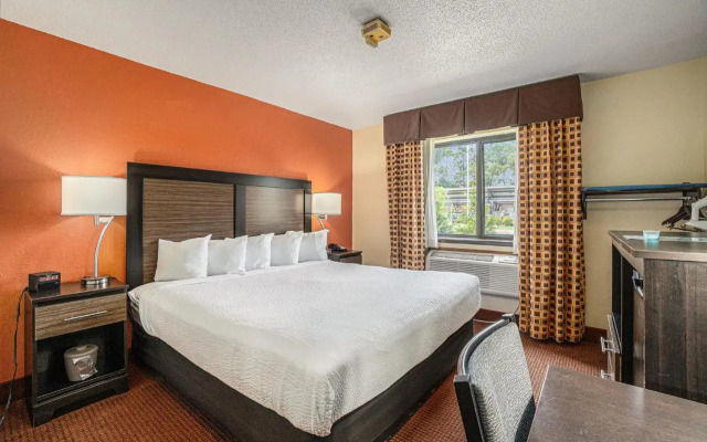 Super 8 Traverse City Mi
