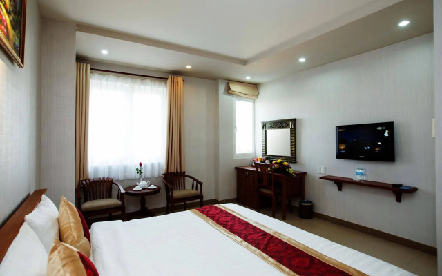 Premium White Lion Hotel
