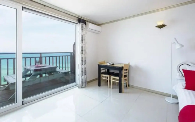 Goseong Coast House Pension