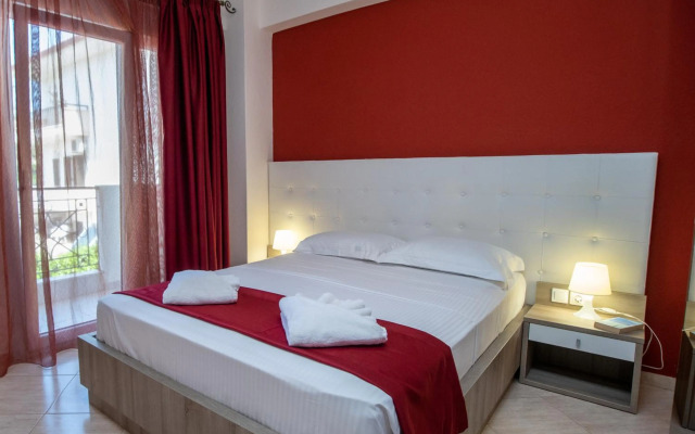 Lagaria Hotel & Apartments