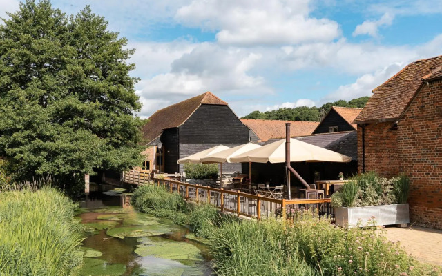 Tewinbury Farm Hotel