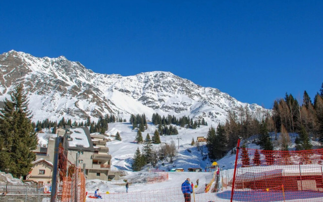 Mons Avium Mesocco in Mesocco