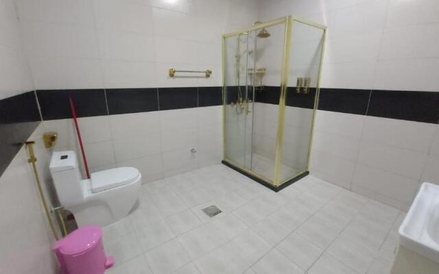 Sur Bandar Al-Ayjah Hotel Apartment