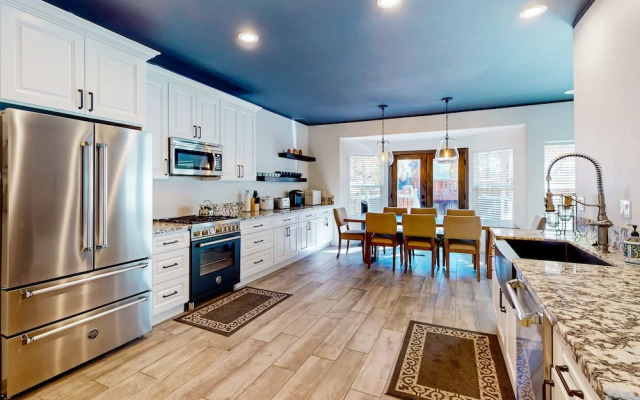 Hillside Hideaway #603