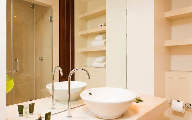 Bright Luxurious 2BR near Canary Wharf