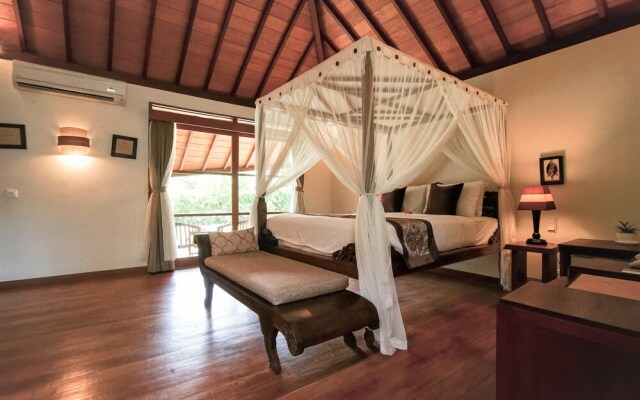 4 Bedroom Big Garden Villa
