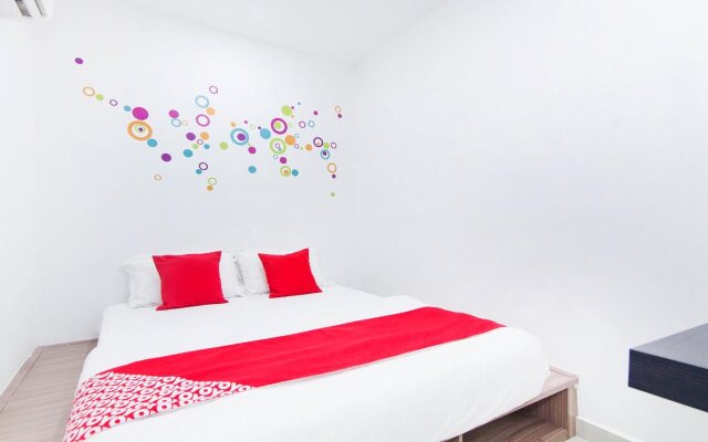 OYO 330 Cchinee Hotel