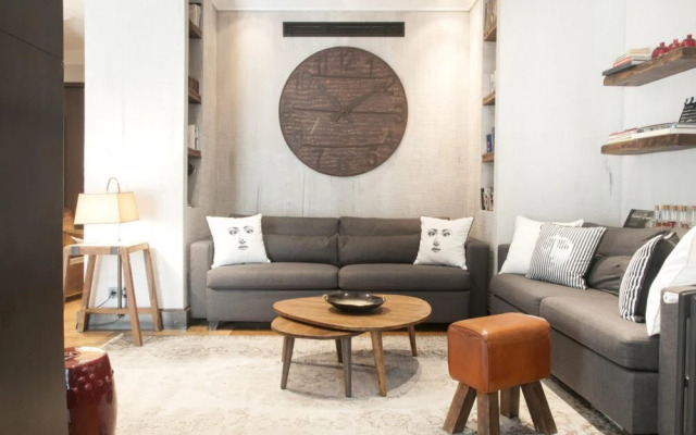 Charming Flat 450 m to City s Mall in Tesvikiye