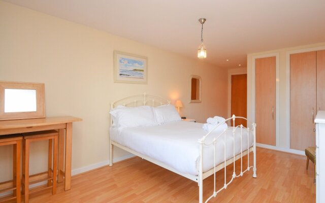 Town or Country - Greenwich Apartments