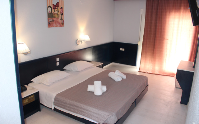 Skion Palace Beach Hotel - Bungalows Boutique