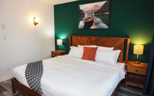 Tofino Oceanfront Hotel Suite