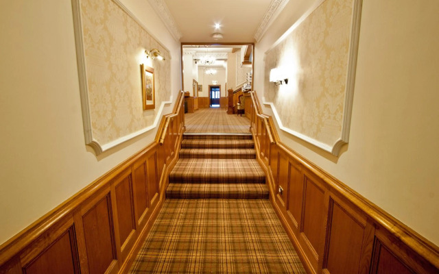 Duke Of Gordon Hotel
