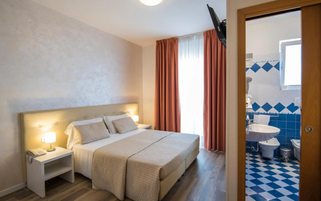 Hotel Touring