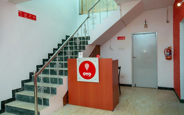 Oyo 18734 Vivin Park