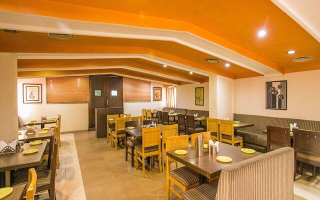 OYO 16568 Bhagini Residency