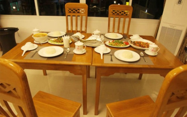 Sky Hotel Hlaing Thar Yar Yangon