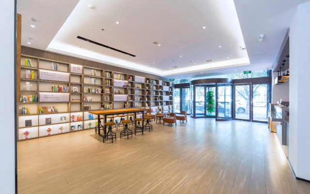 HanTing Hotel (Zhengzhou Yinping Road Dongqing Street Subway Station)