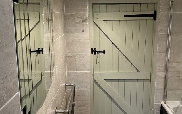 The Crown Inn Dial Post