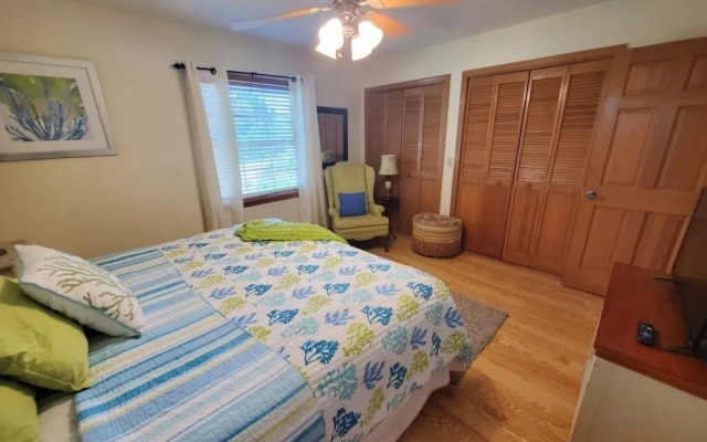 Beach Blossum 3 Bedroom Home