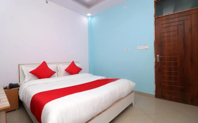 Mohit International 2 By OYO Rooms