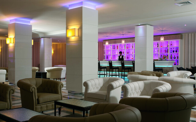 Nastro Azzurro Resort