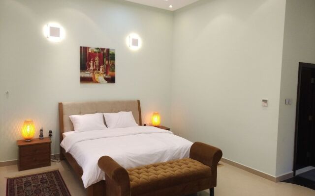 Emirates Hills Lake View Villa