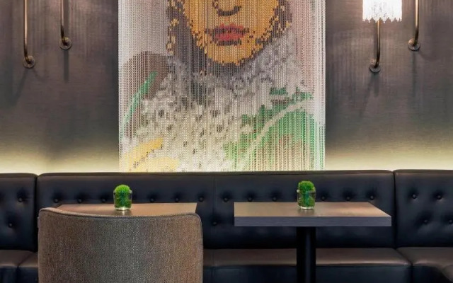 Renaissance®  Vienna Schönbrunn Hotel