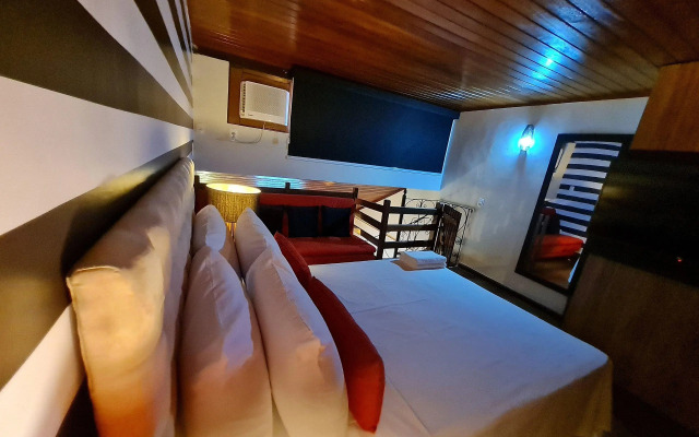 Apto Duplex, Peró - Cabo Frio. Conforto, Piscina, Beira Mar.