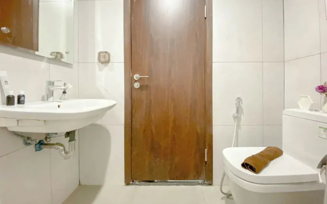 Comfort And Simply Look Studio Lrt City Bekasi Apartment