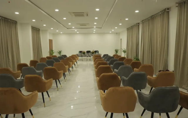 Hotel The City Crown-Bilaspur