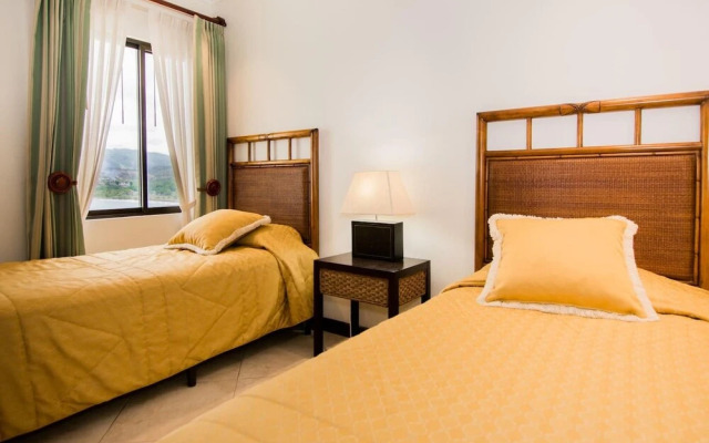 Luxury 3 bedroom condo with ocean view and private balcony