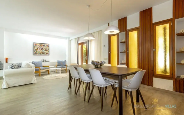 Apartment in Port de Pollenca by the Beach