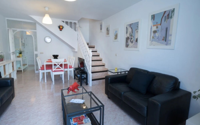 Casa UrbanizaciÃ³n Hacienda 38