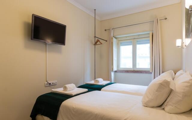 3 Bedroom Apt. with Grand Terrace