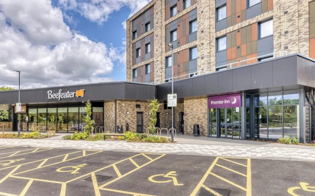 Premier Inn Bristol Parkway - M32