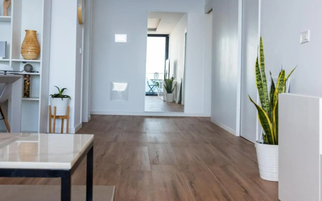 3 bdr aprt, stunning seaview, rooftop pool - LCGR