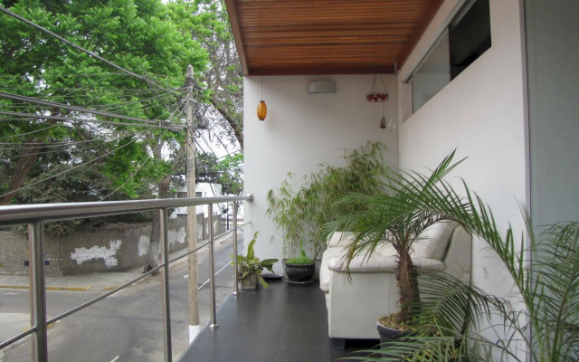 Paipo Bed Breakfast & Surf