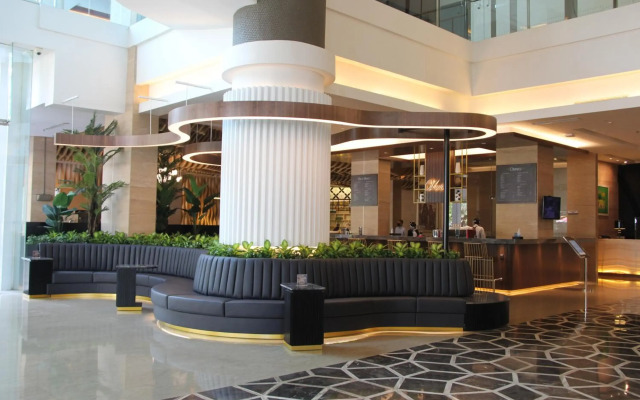 JS Luwansa Hotel and Convention Center