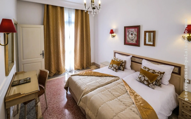 Majestic Hotel