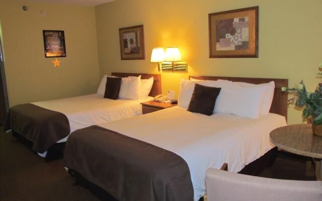 Lodge At the Falls