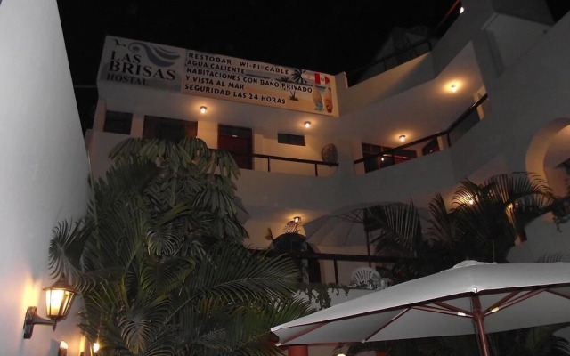 Las Brisas Hostal