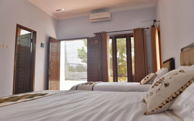 Malang Hill Gallery & Homestay