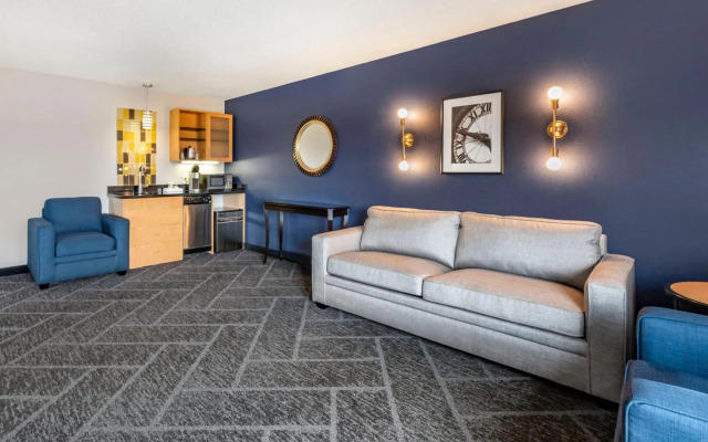 Cambria Hotel Minneapolis Maple Grove