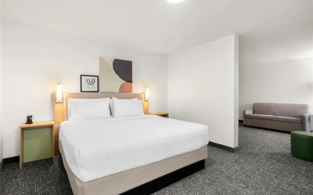 Spark by Hilton Muskogee
