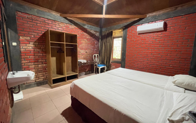 Rizen Premiere Hotel
